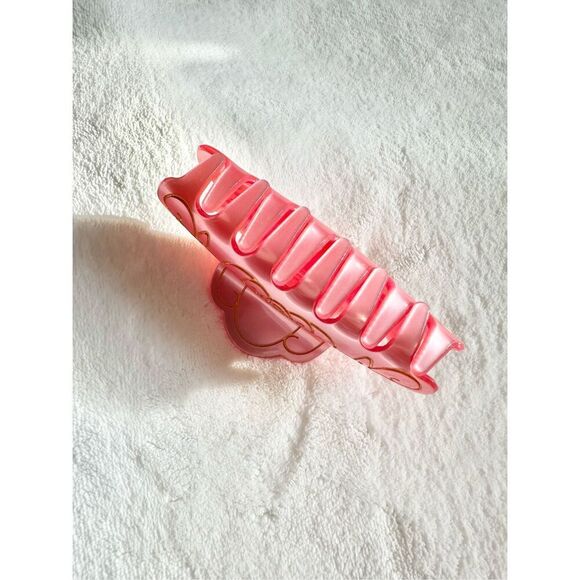 Disney’s Little mermaid Ariel clamshell hair claw  - Picture 4 of 5